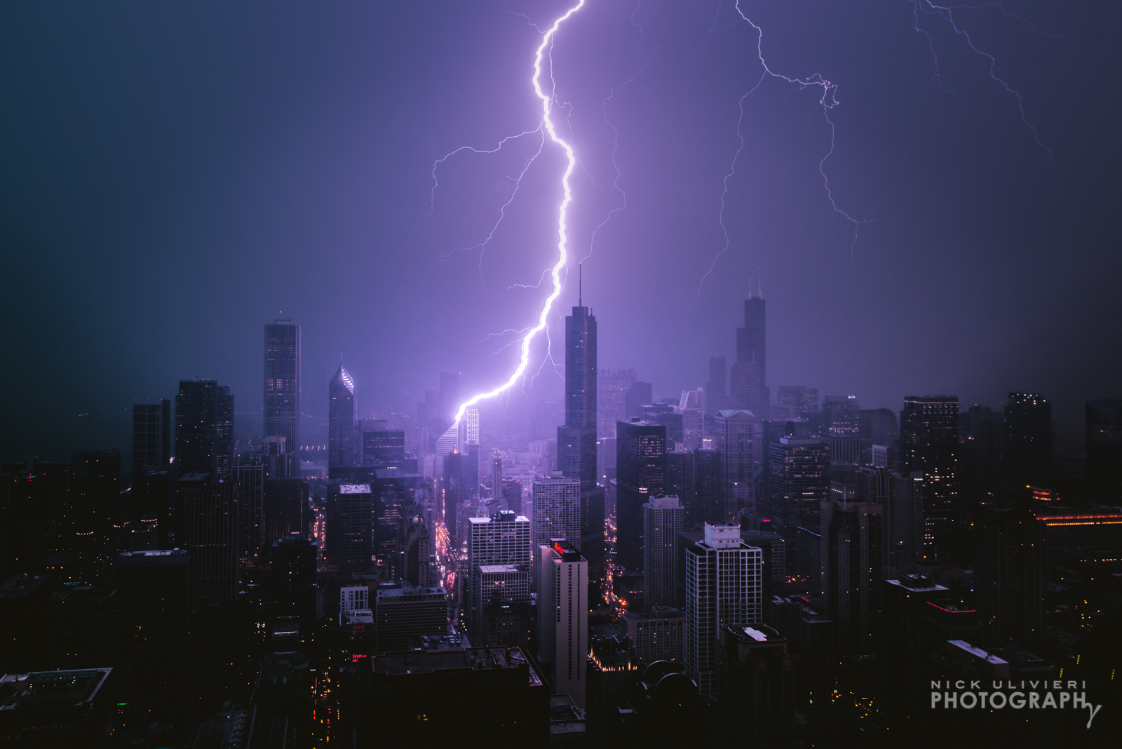Lighting storm 360 Chicago