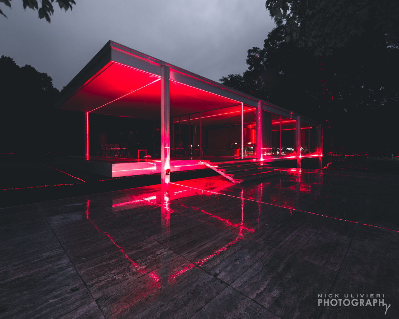 Farnsworth House X Geometry Of Light